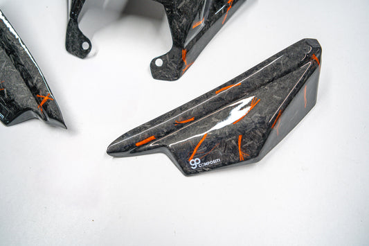 Forged carbon|Rosso